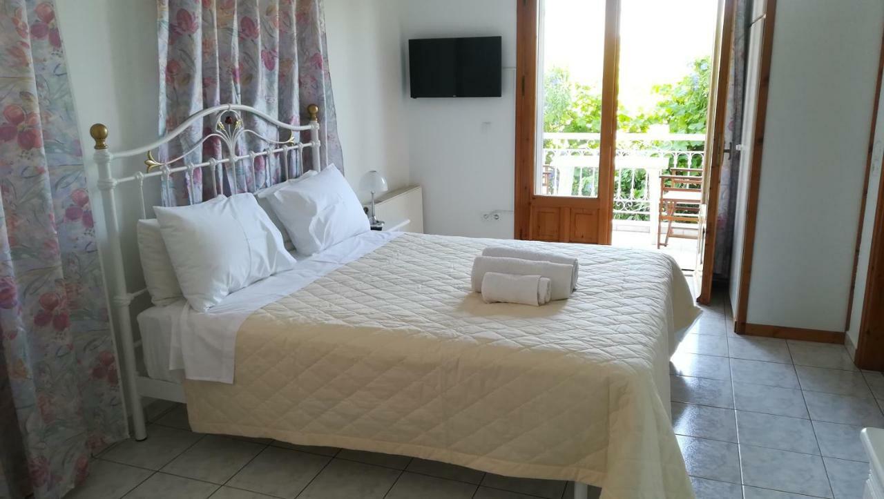 Tzeni Villa Лигия Екстериор снимка