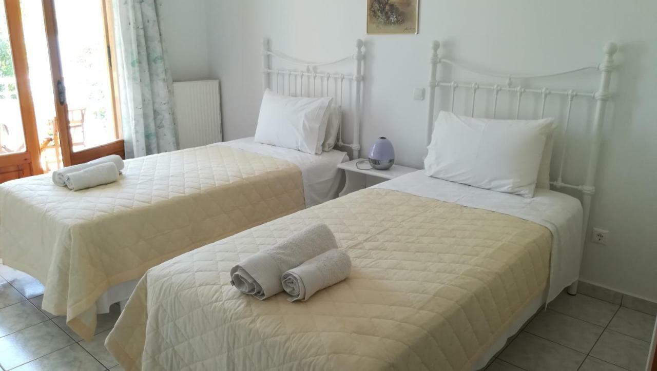 Tzeni Villa Лигия Екстериор снимка